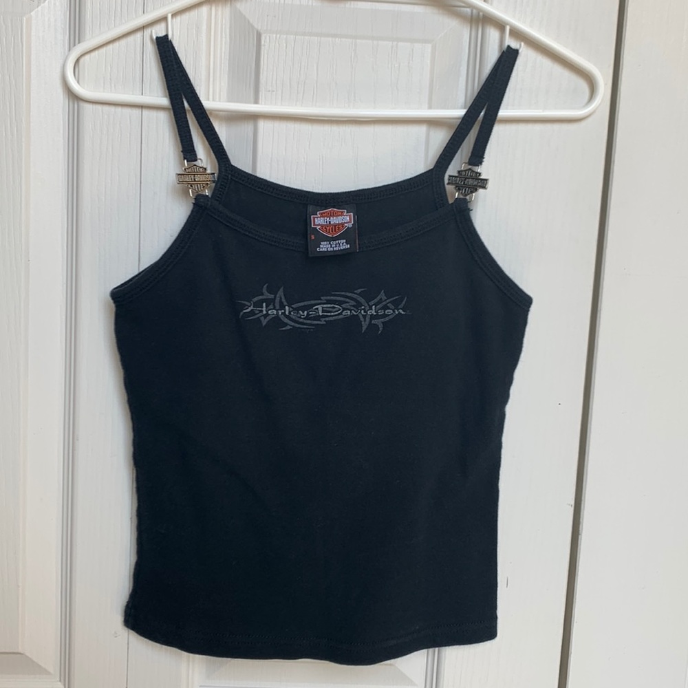 Black woman’s tank top. 19 1/4 inch in length. Small